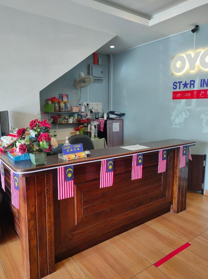 Hotel Star Inn Teluk Intan Exteriör bild