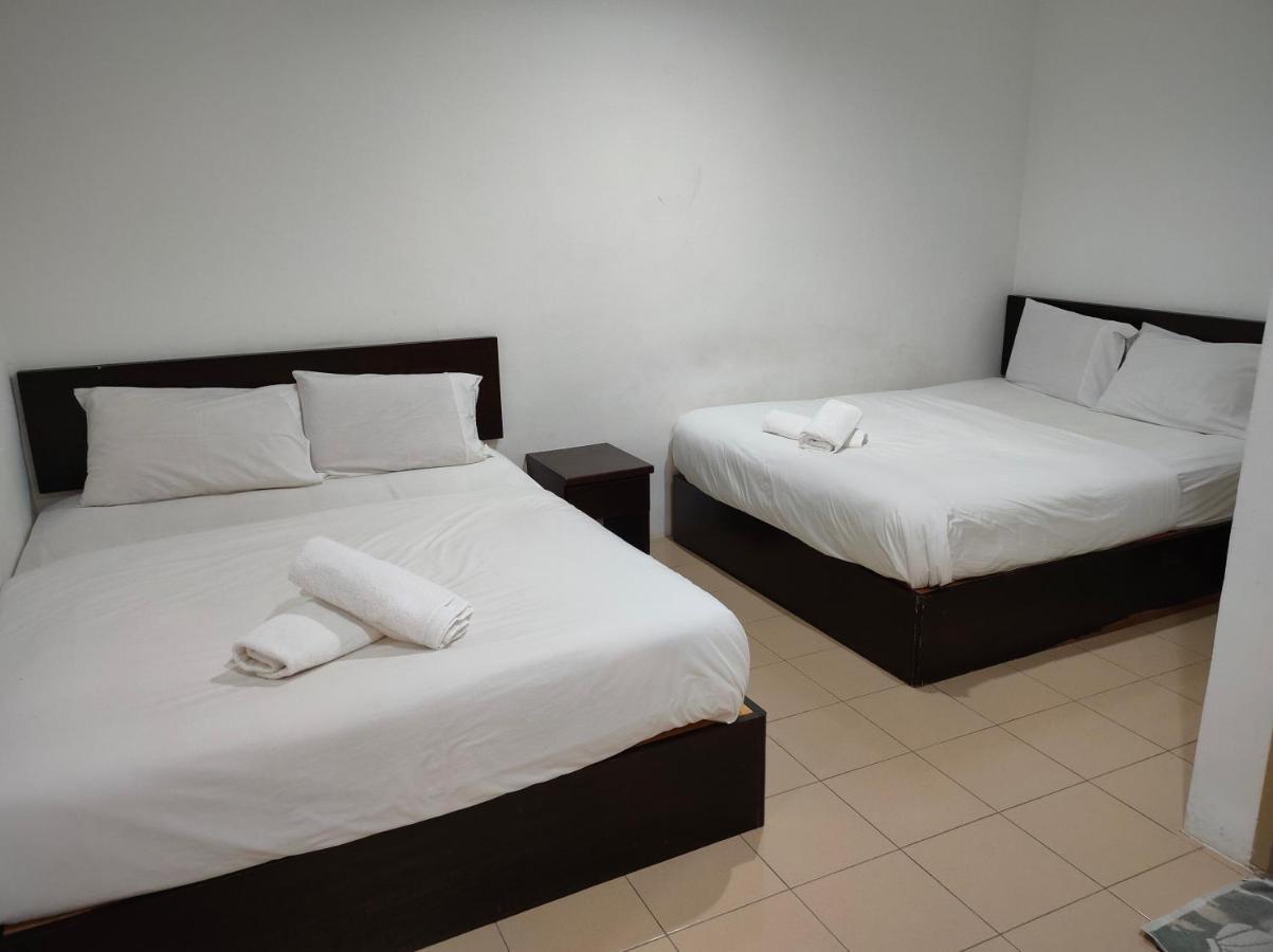 Hotel Star Inn Teluk Intan Exteriör bild